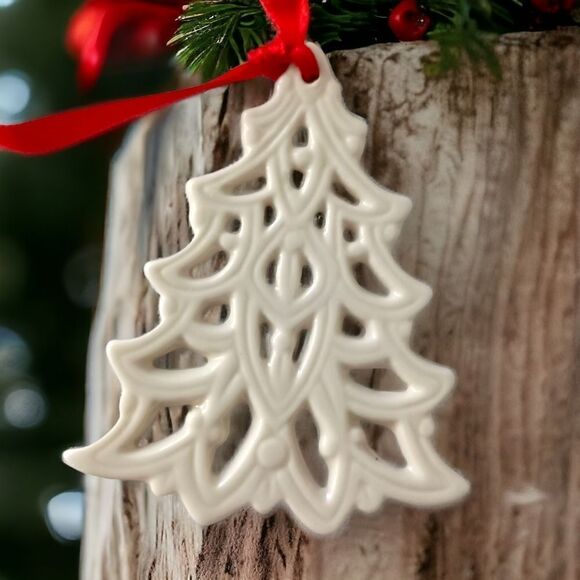 Lenox Pierced Christmas Tree Ornament Porcelain Vintage Charms Ivory Open Work. - Picture 7 of 11